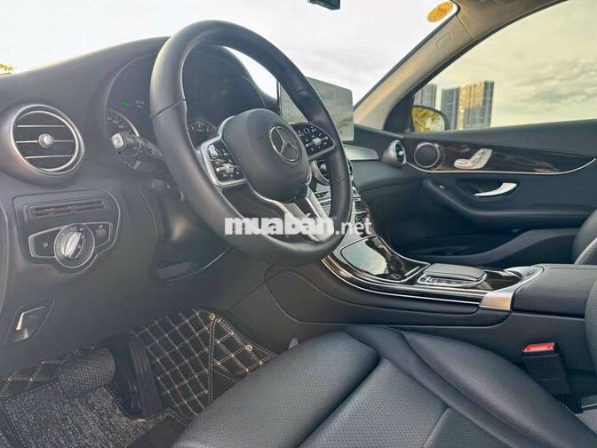 Mercedes GLC 200 Facelift 2021 Trắng 22000 km