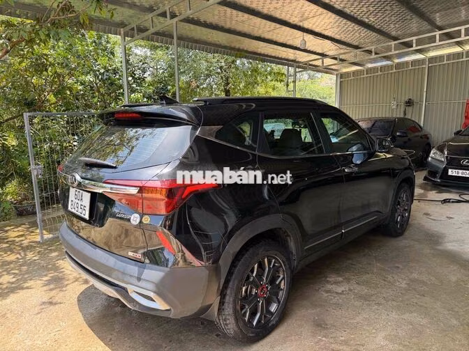Kia Seltos Luxury 2020 46000 km Đen