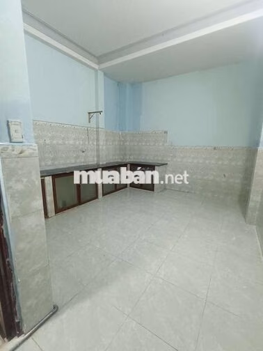 Nhà Thuê 4*16 Lầu suốt 2pn Đã có sổ . Gần công an xã Vĩnh Lộc B