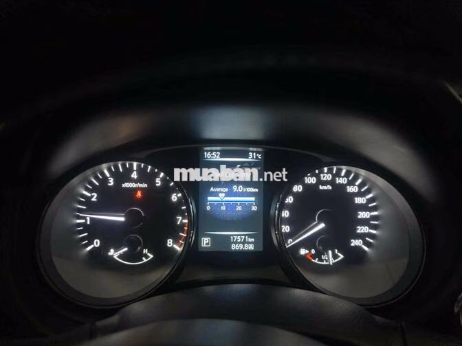 Nissan X-Trail 2020 2.5 Premium xanh oliu 17571 km