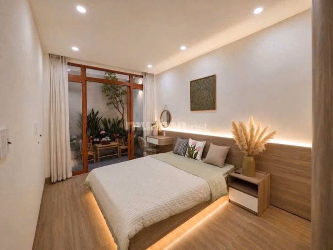 Kẹt tiền Bán Lỗ căn nhà xây mới, có sân vườn hẻm ô tô gần Ngã Ba Giồng