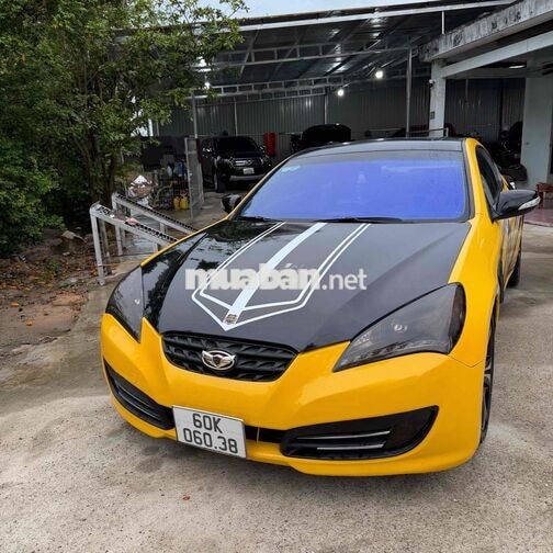 Hyundai Genesis 2011 Vàng 125000km