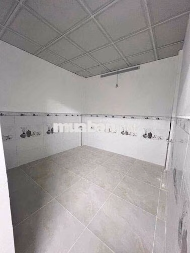 Cho thuê nhà nguyên Mặt tiền hẻm thông kinh doanh 80 m trệt lửng 5