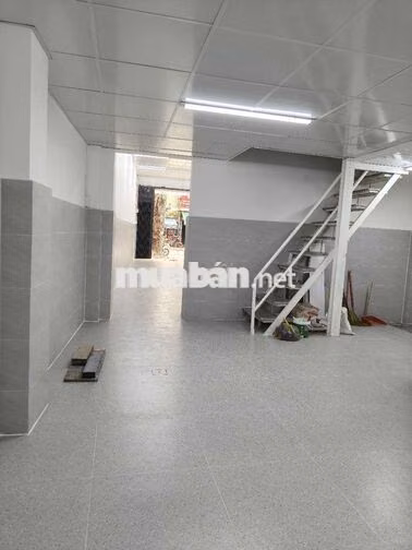 Cho thuê nhà mặt tiền Nguyễn Chí Thanh, P12,Q5- 4x20-3 tấm- 40 triệu