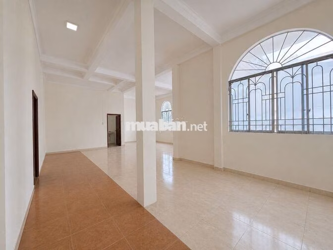 CẦN BÁN - BIỆT THỰ MẶT TIỀN TÔ KÝ - DIỆN TÍCH ĐẤT ĐẾN 2346 M2