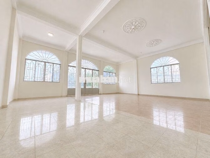 CẦN BÁN - BIỆT THỰ MẶT TIỀN TÔ KÝ - DIỆN TÍCH ĐẤT ĐẾN 2346 M2