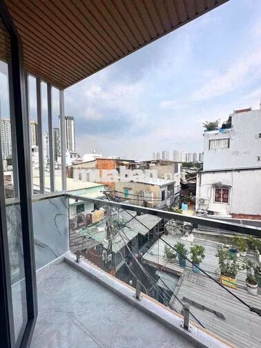 🔥 SIÊU PHẨM NHÀ MỚI 100% Q4 – 3 TẦNG – FULL NỘI THẤT – NỞ HẬU – HOÀN C