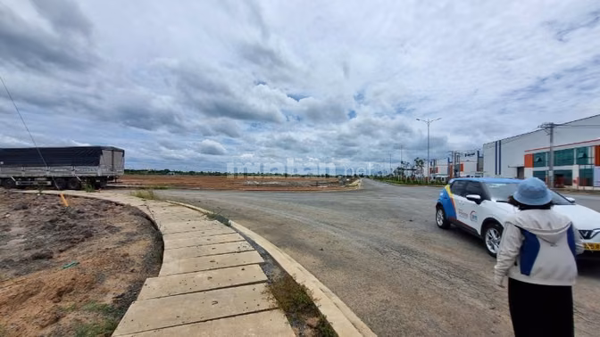 Bán 10.000m² Đất KCN Thủ Thừa Long An - Giá 145 USD/m²