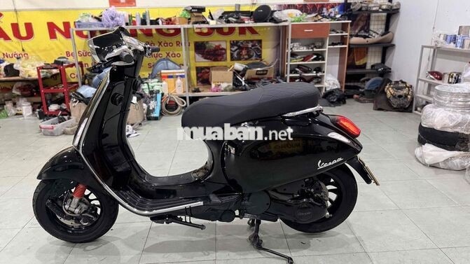 Piaggio Vespa Sprint 2014 Đen bóng yên điện