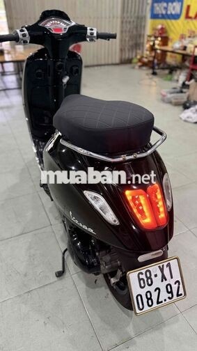 Piaggio Vespa Sprint 2014 Đen bóng yên điện