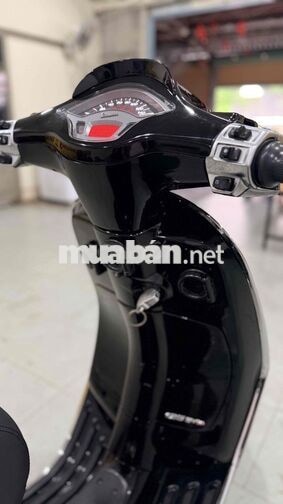 Piaggio Vespa Sprint 2014 Đen bóng yên điện