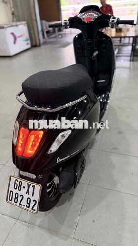 Piaggio Vespa Sprint 2014 Đen bóng yên điện