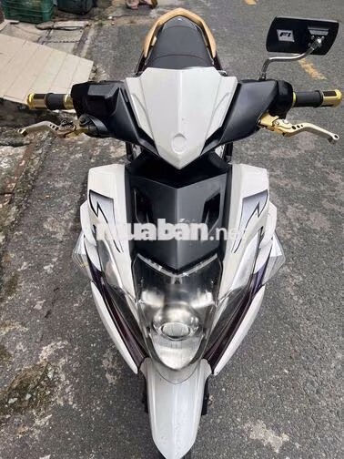 Yamaha Novo 5 FI Trắng, Nâu Xăng