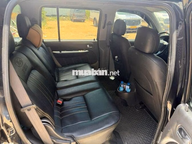 Ford Everest 2006 Đen Dầu