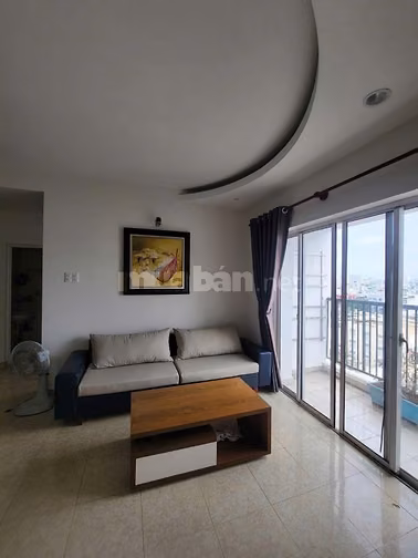 Căn 3 phòng ngủ sẵn nội thất C/c  Hoa Sen- Lạc Long Quân giá 15tr/th