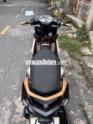 Yamaha Novo 5 FI Trắng, Nâu Xăng