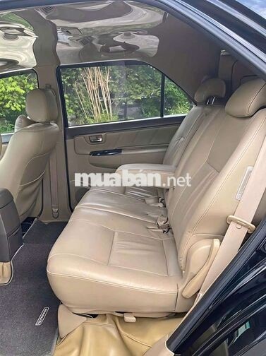 Toyota FORTUNER bản V số tự động đời cuối 2013