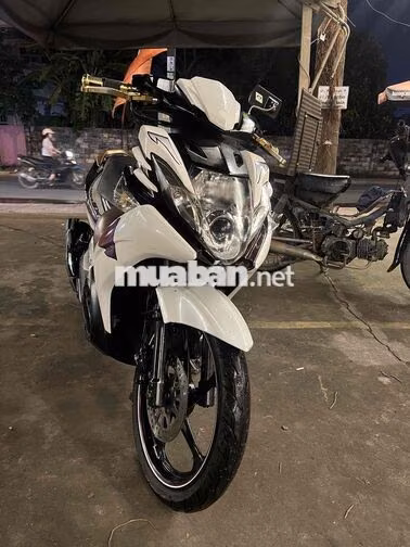 Yamaha Novo 5 FI Trắng, Nâu Xăng