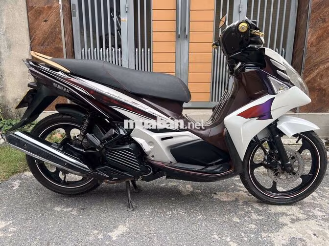 Yamaha Novo 5 FI Trắng, Nâu Xăng