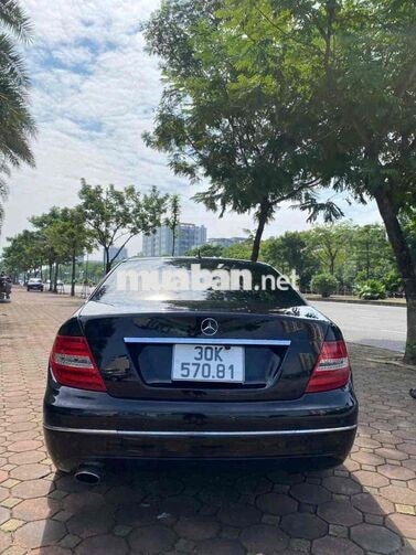 Mercedes-Benz C250 2011 Đen