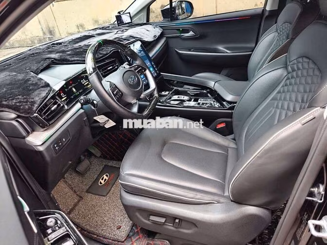 Hyundai Custin 2023 2.0T Turbo Đen 42.000 km