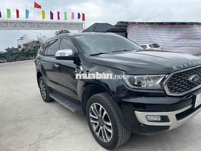 Ford Everest Titanium 2020 4x2 Đen 7 chỗ