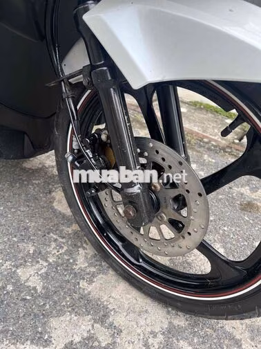 Yamaha Novo 5 FI Trắng, Nâu Xăng
