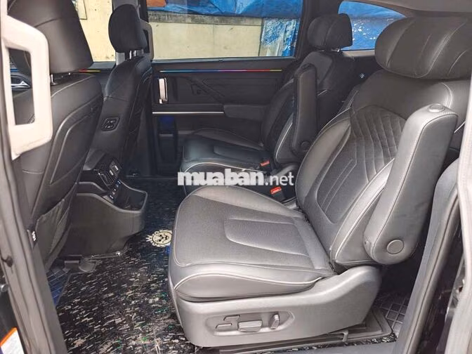 Hyundai Custin 2023 2.0T Turbo Đen 42.000 km