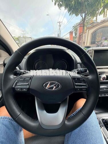 Hyundai Kona 2.0 đặc biệt 2021 Đỏ ngay chủ đứng te