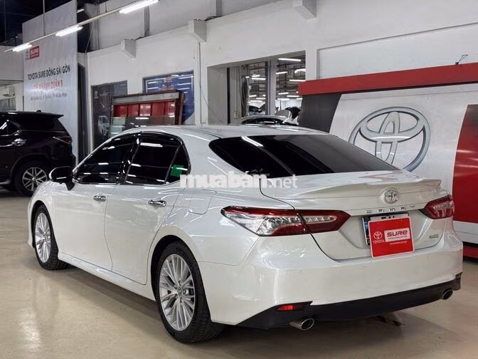 Toyota Camry 2.5Q 2019 Trắng 43.424km