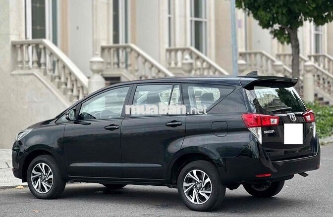 Toyota Innova E 2022 Số sàn Xăng Đen