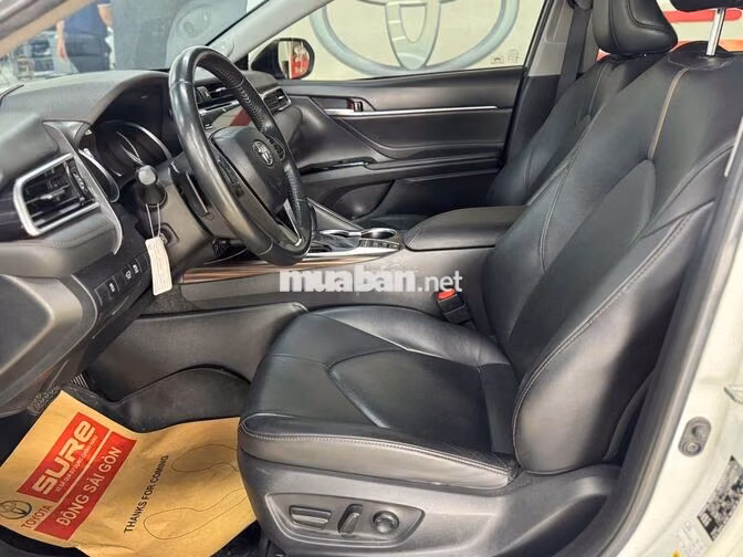 Toyota Camry 2.5Q 2019 Trắng 43.424km