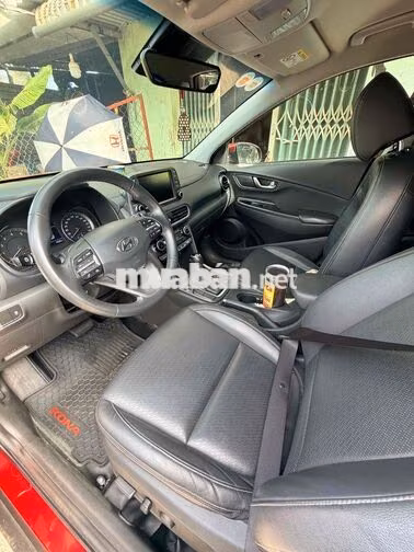 Hyundai Kona 2.0 đặc biệt 2021 Đỏ ngay chủ đứng te