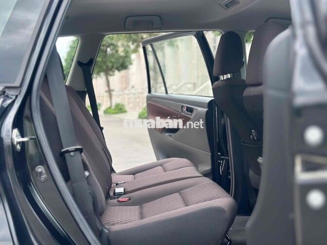 Toyota Innova E 2022 Số sàn Xăng Đen