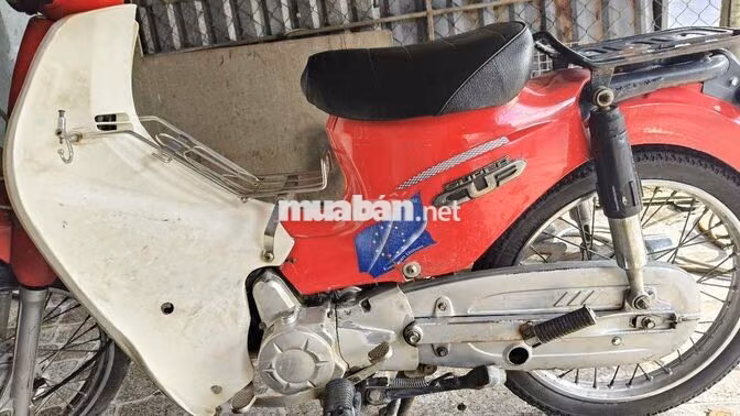 Honda Cub 50 Đỏ