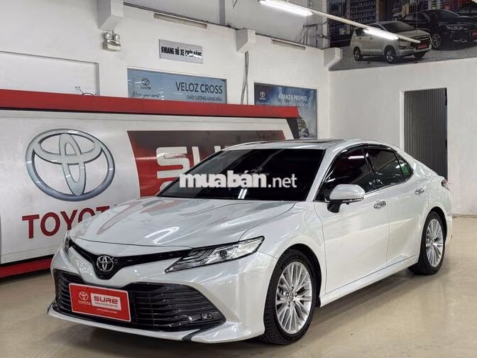 Toyota Camry 2.5Q 2019 Trắng 43.424km