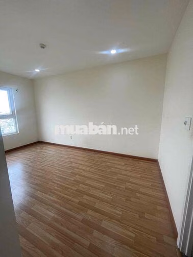 CHO THUÊ CĂN HỘ Q6 2PN nhà trống, 72m2 giá 9triệu/tháng
