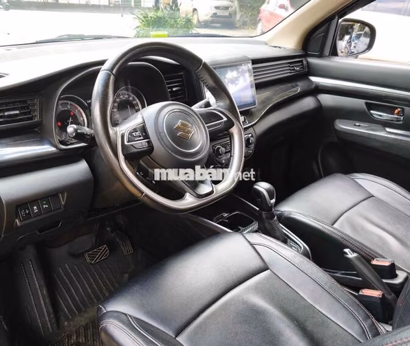 Suzuki XL7 2022 chạy kĩ hỗ trợ góp