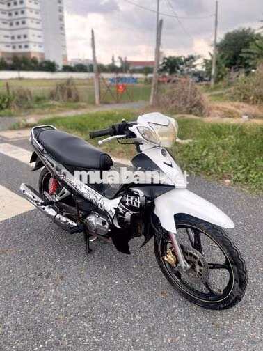Yamaha Sirius Trắng, Đen