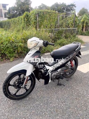 Yamaha Sirius Trắng, Đen