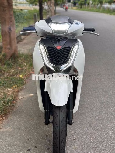 Honda SH 2018 Trắng