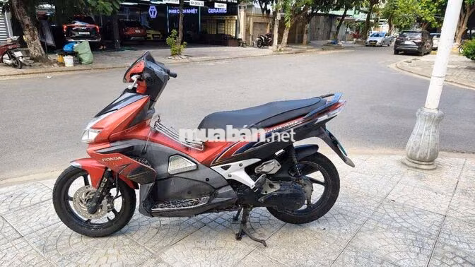 XE HÃNG HONDA AIRBLADE MÁY NGON ÊM KEO NGUYÊN CON