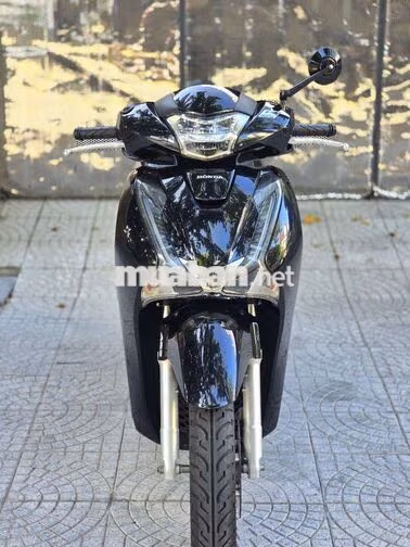 Honda SH 2018 phanh ABS Đen bóng