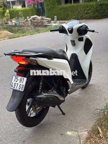 Honda SH 2018 Trắng
