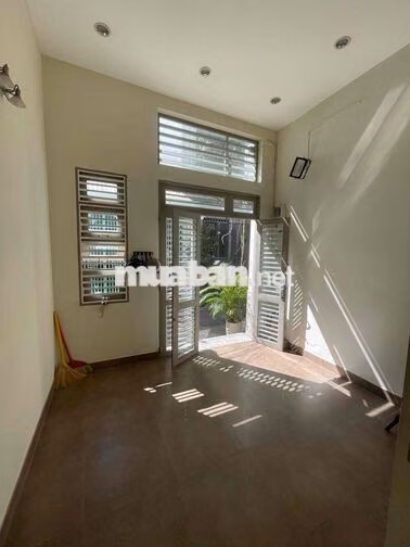 🏡 CHO THUÊ NHÀ NGUYÊN CĂN – 304A HAI BÀ TRƯNG, TÂN ĐỊNH, QUẬN 1