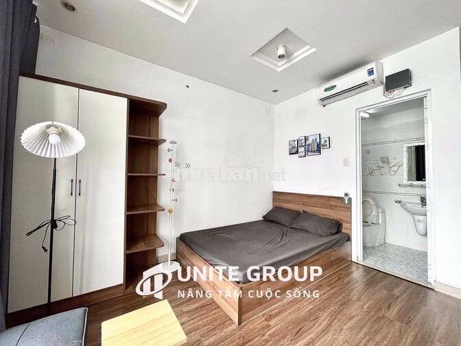 Chính Chủ Cho Thuê Căn Hộ Full Nội Thất Mới Tiện Nghi Có Ban Công Lớn