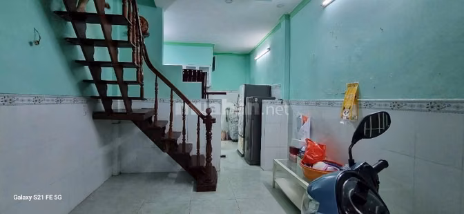 Cho thuê nhà Nguyên Căn – Trần Văn Đang, P.11, Q.3. 8 triệu