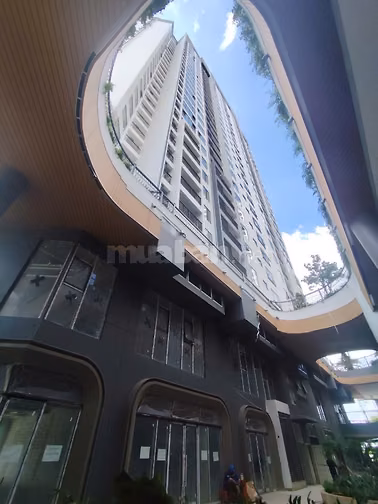 Bán căn 1PN+ 50m2 giá 2,75 tỷ full phí full nội thất CC Green Skyline