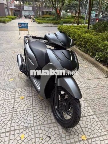 Honda SH 160i ABS 2026 Xám titan 900km