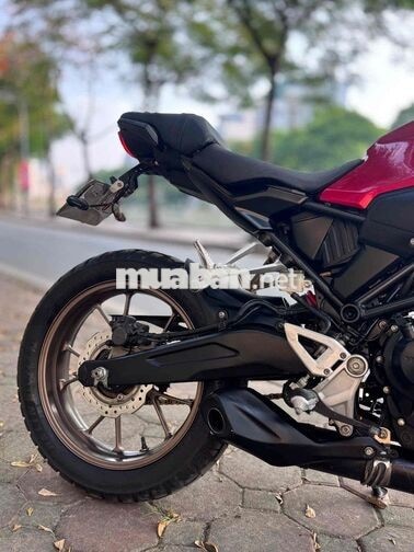 Honda CB300R Đỏ Xe pkl Neo xe lướt mới như thùng